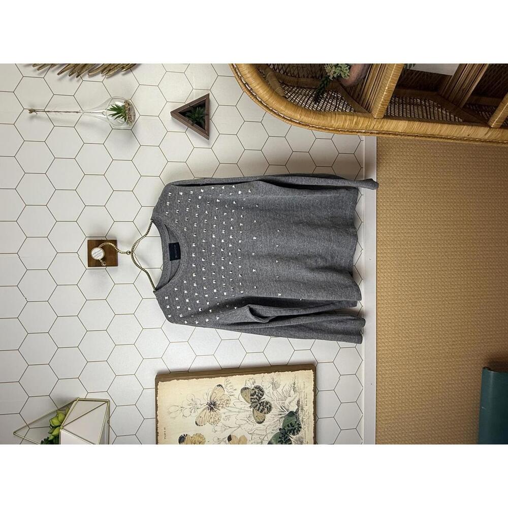 Monrow by Anthropologie Gray Stud Embellished Sweatshirt - Size - Medium